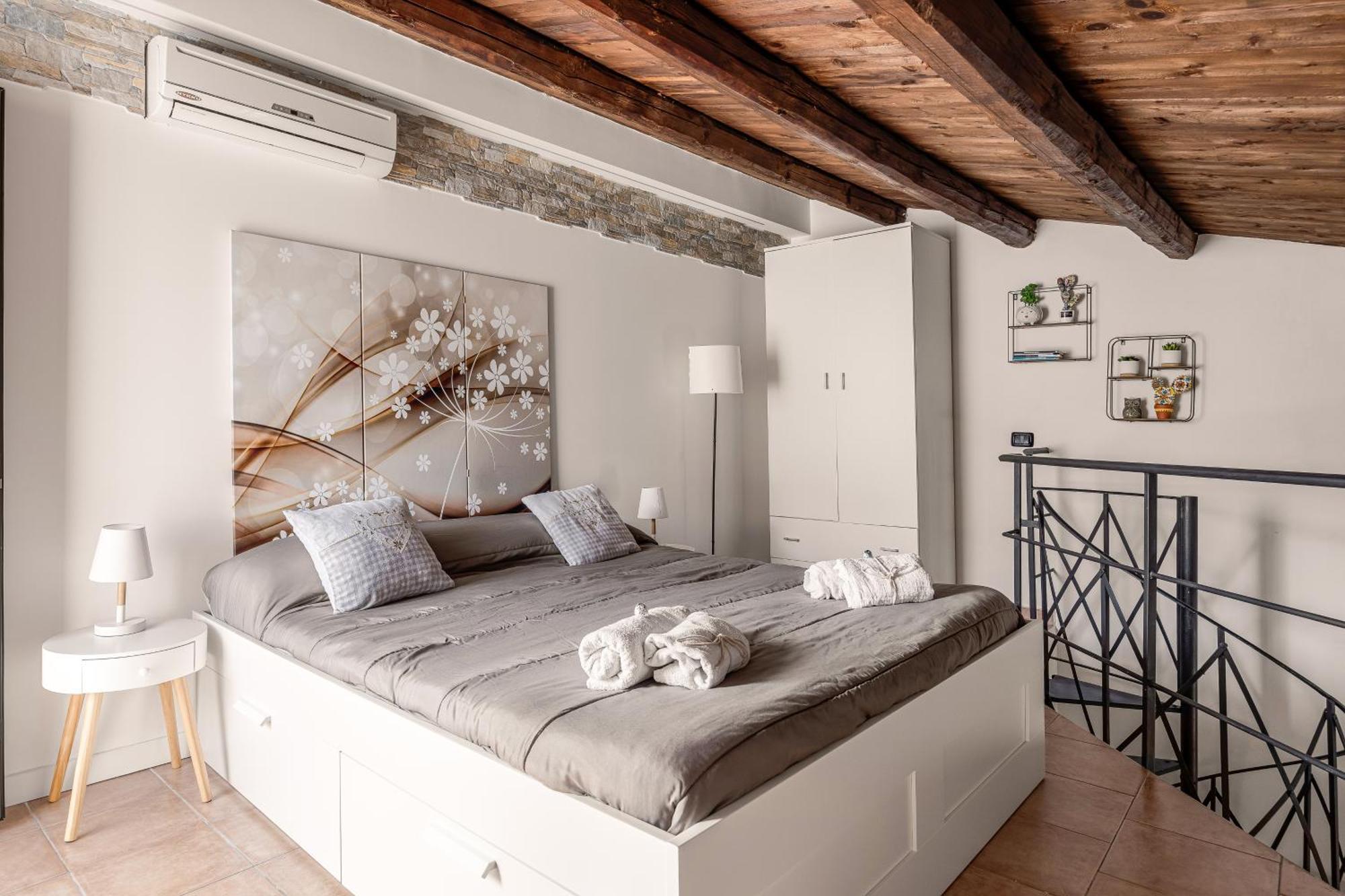 Sofia'S Apt Loft Incantevole Con Terrazza Privata Palermo Bagian luar foto