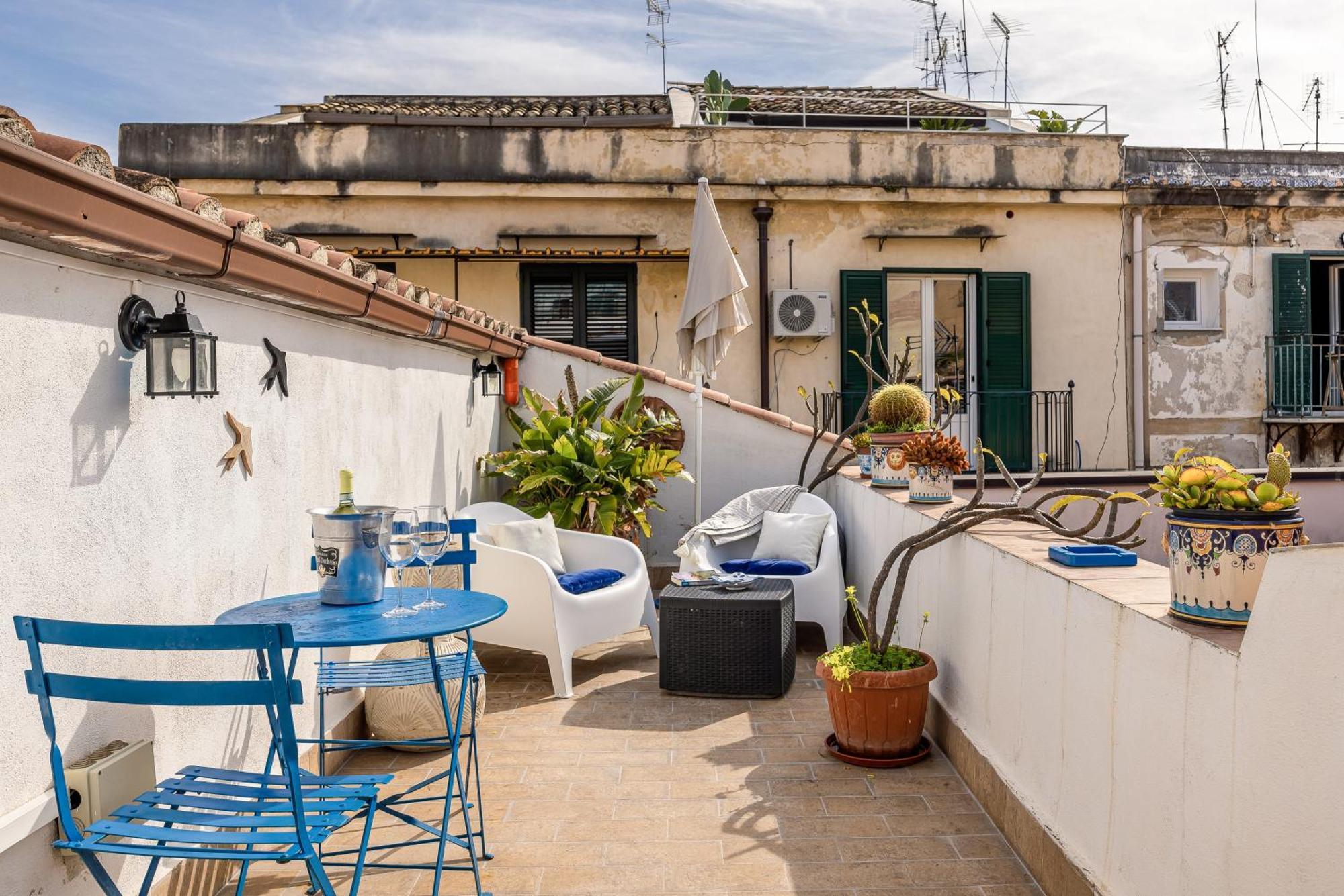 Sofia'S Apt Loft Incantevole Con Terrazza Privata Palermo Bagian luar foto